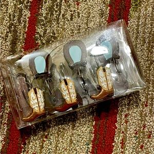 Western Cowboy boot and horse shoe curtain hooks